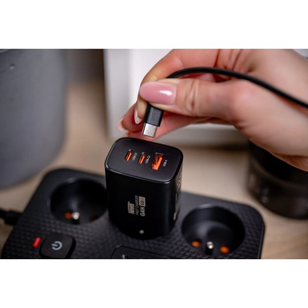 Newell GaN 65 W Charger EU