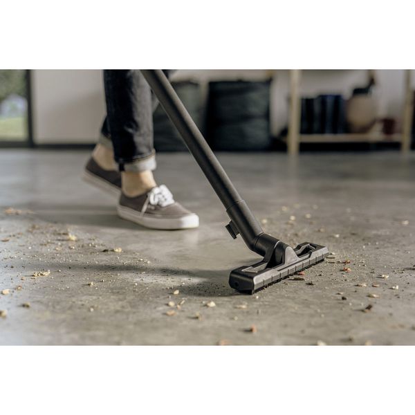 Karcher Wd 2 Plus Wet & Dry Vacuum Cleaner